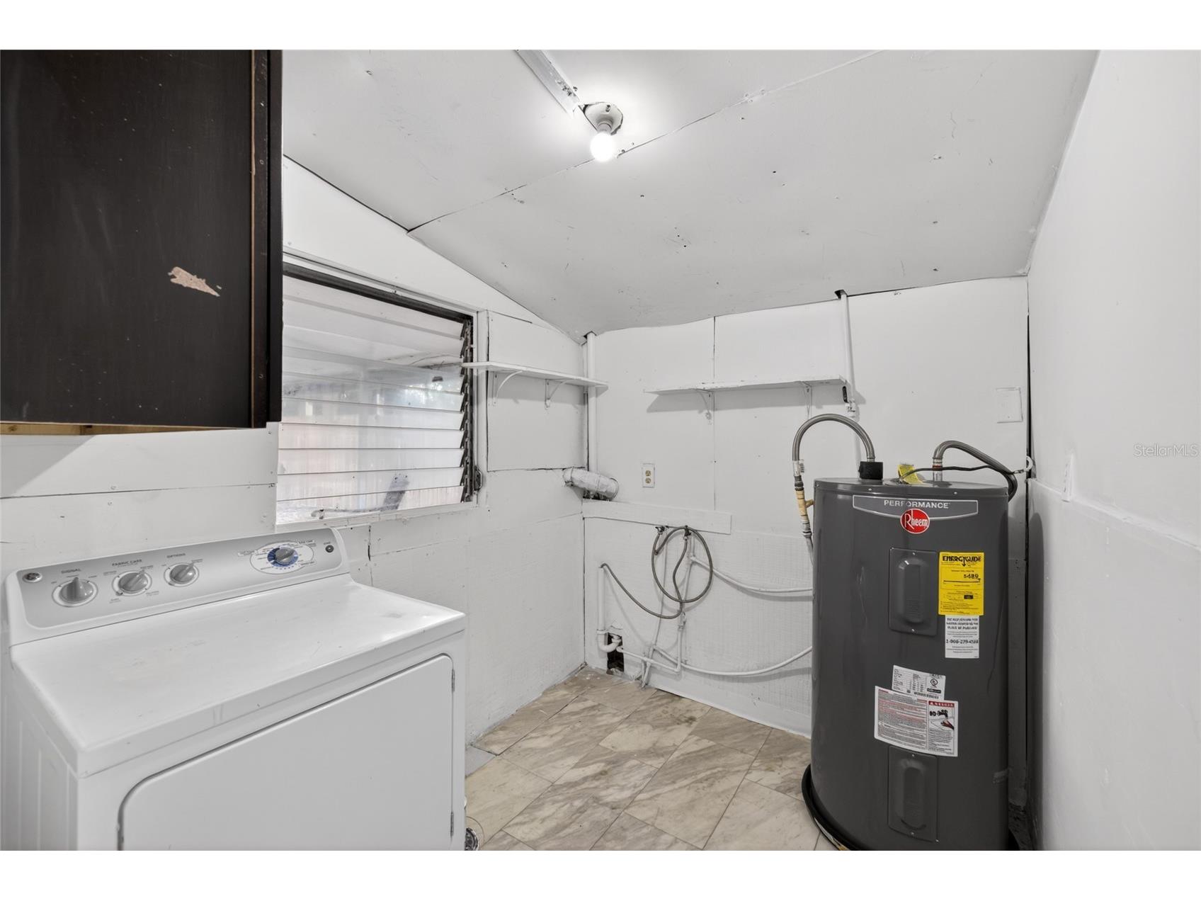 924 Lakewood Avenue Tampa FL 33613 TB8496470 image33