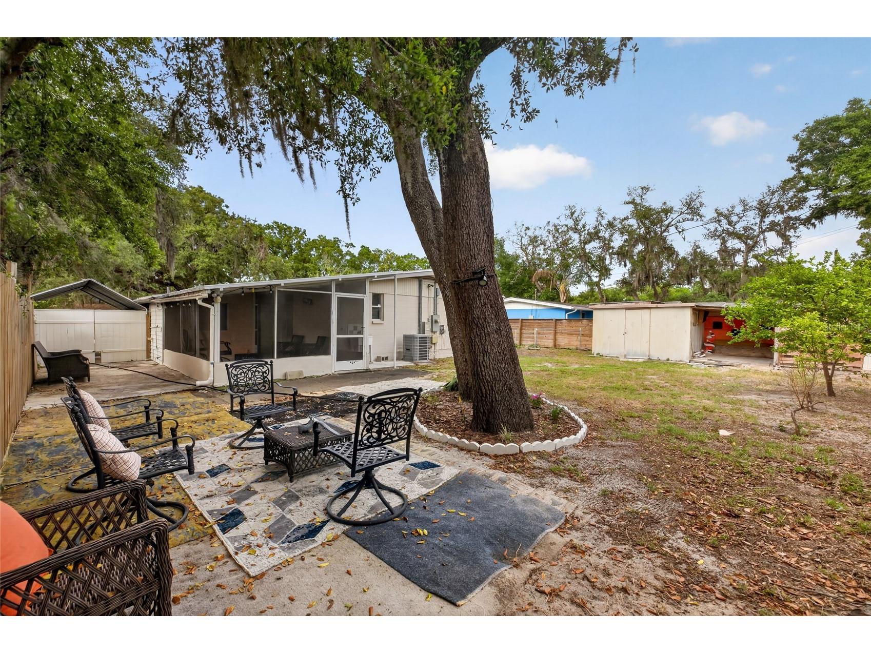 924 Lakewood Avenue Tampa FL 33613 TB8496470 image36