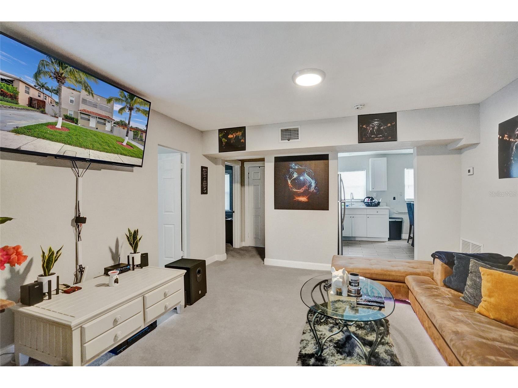 924 Mcintosh Street West Palm Beach FL 33405 TB8486612 image33