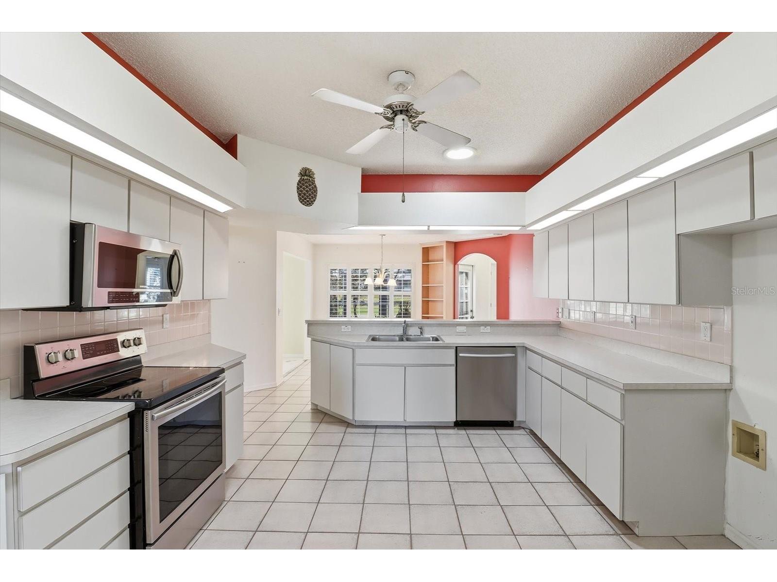 9240 Butler Boulevard Weeki Wachee FL 34613 W7883615 image17