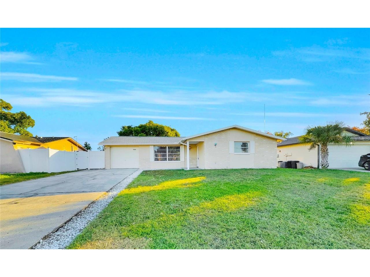 9240 Glen Moor Lane Port Richey FL 34668 - DOUBLE HAMOCK CREEK TB8444205 image1