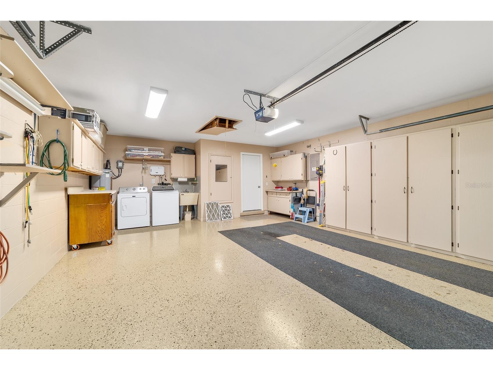 9240 SW 90th Court #B Ocala FL 34481 OM722503 image37