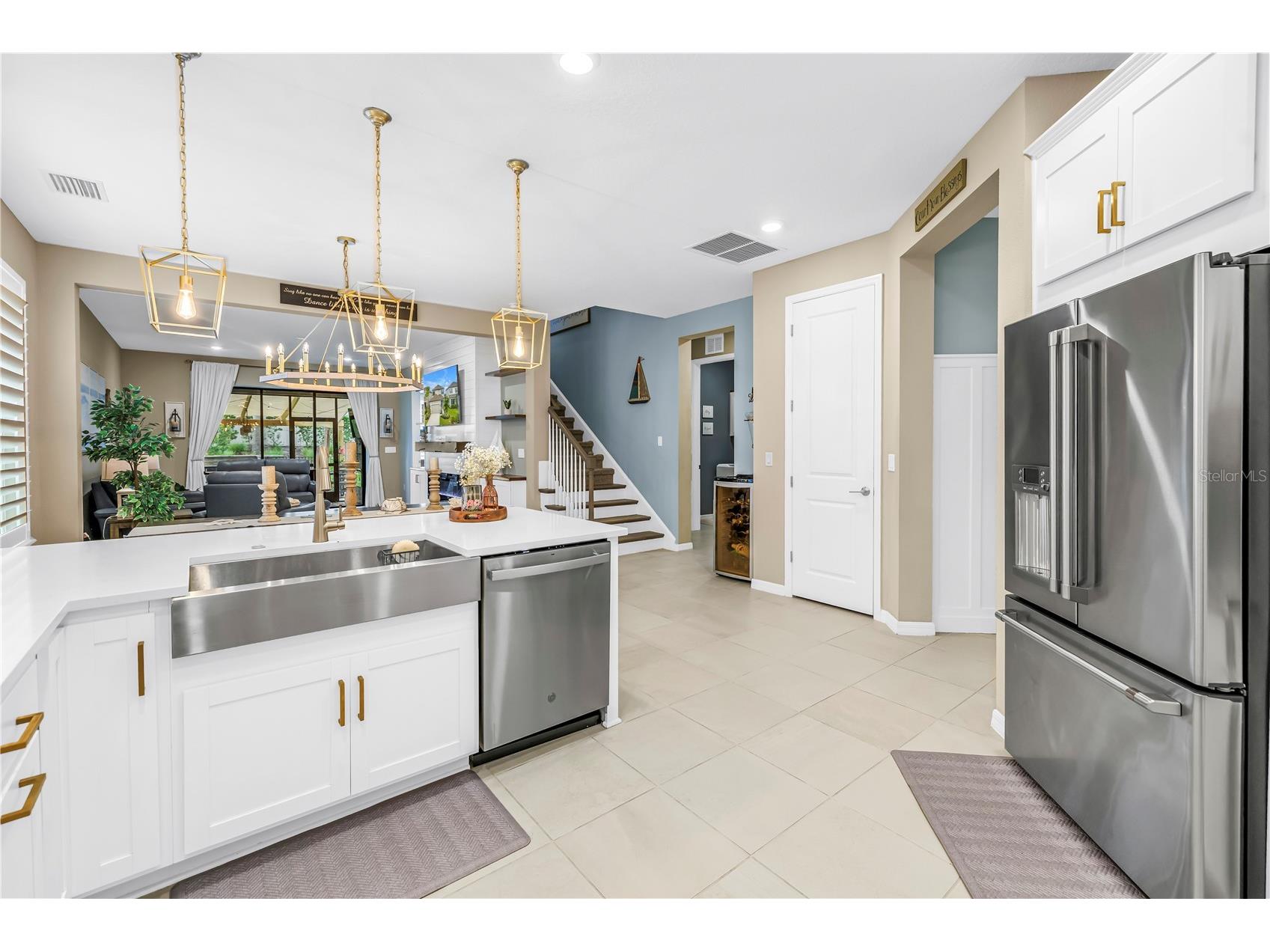 9240 Tequila Sunrise Drive Sarasota FL 34241 A4696095 image2