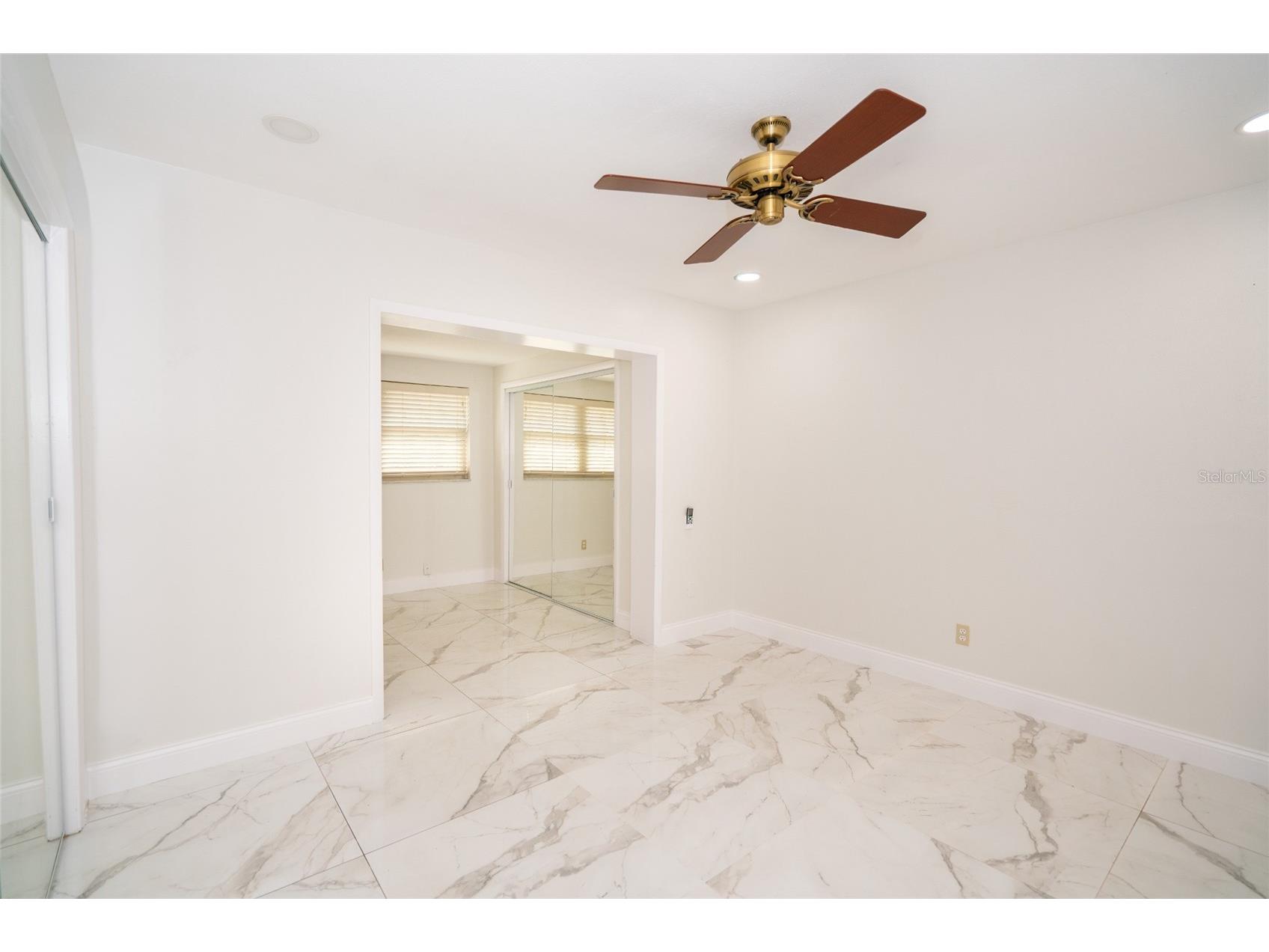 9241 N 52nd Street Tampa FL 33617 TB8525916 image12