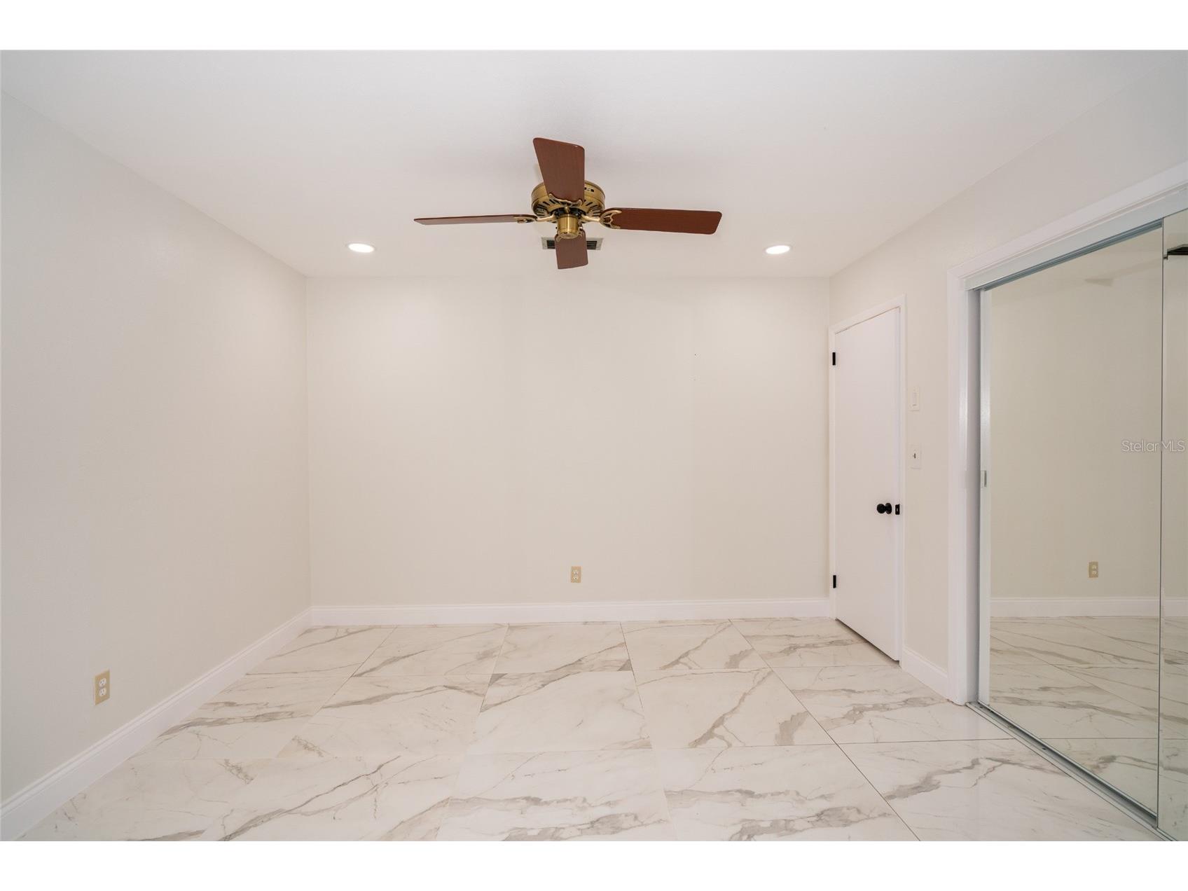 9241 N 52nd Street Tampa FL 33617 TB8525916 image14