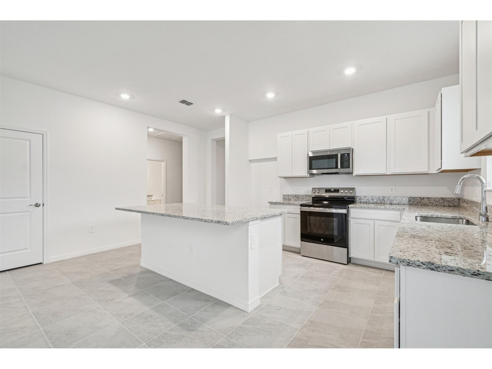 9241 Optimist Way Palmetto FL 34221 R4910266 image8