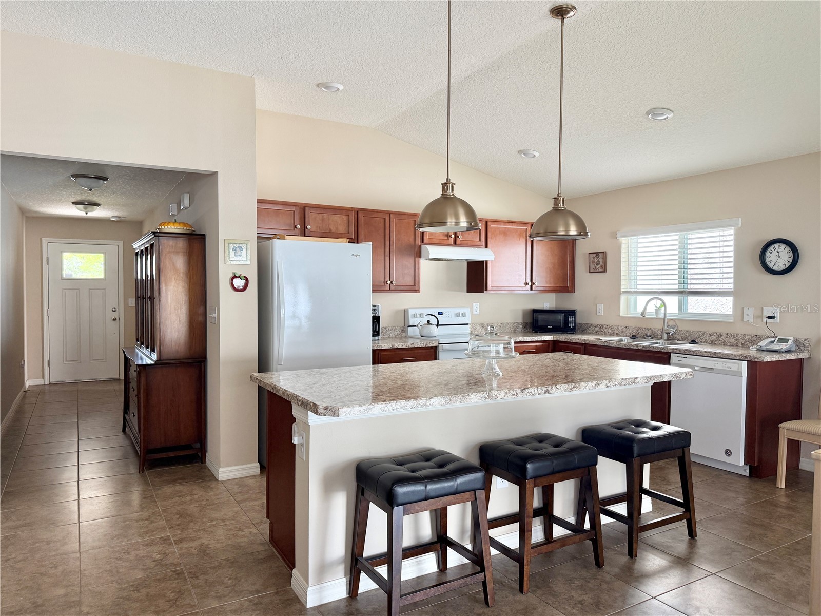 9242 Freedom Hill Dr Seffner FL 33584 TB8493490 image9