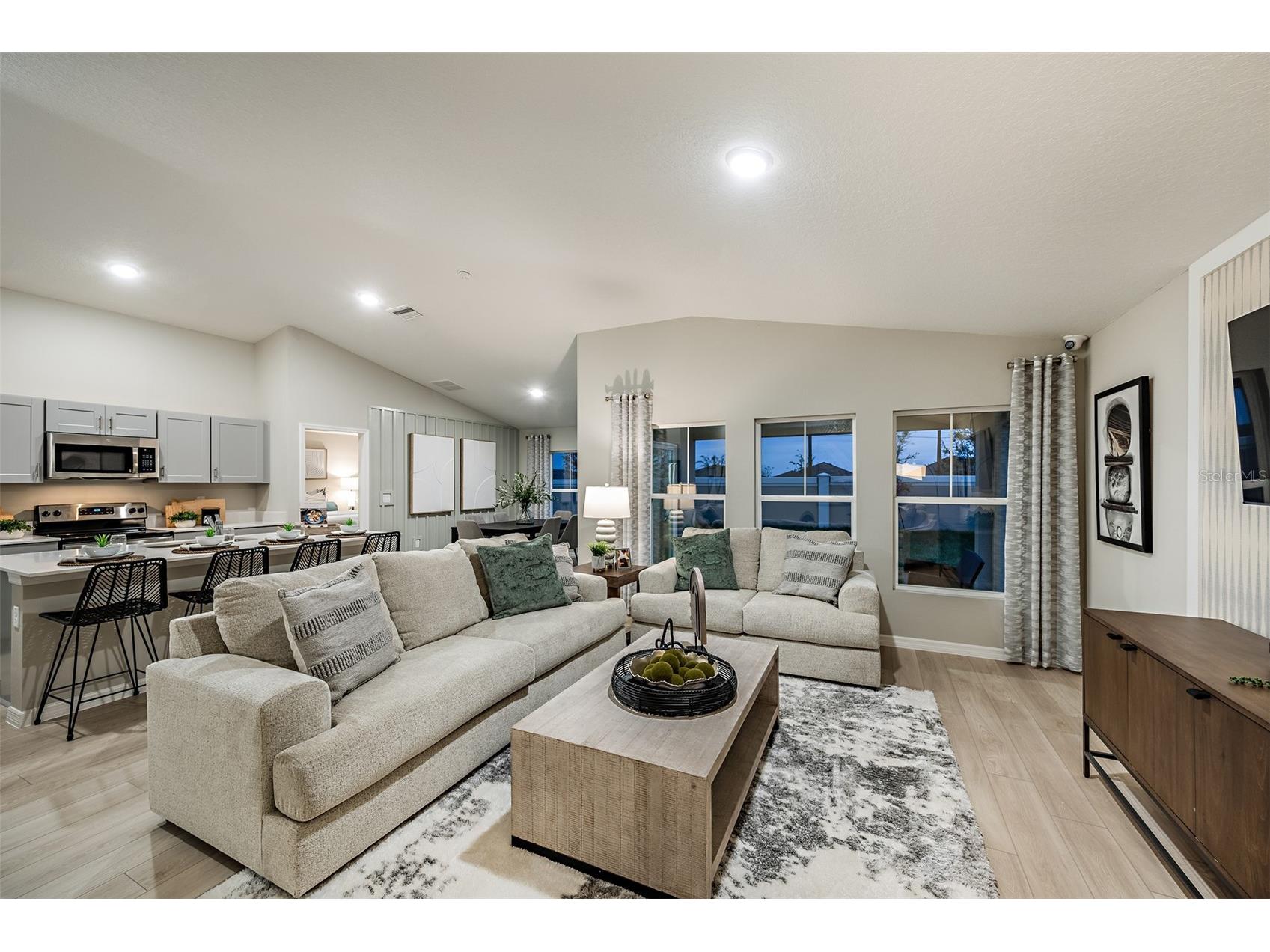 9242 Pavilion Shade Drive Zephyrhills FL 33541 TB8464811 image9