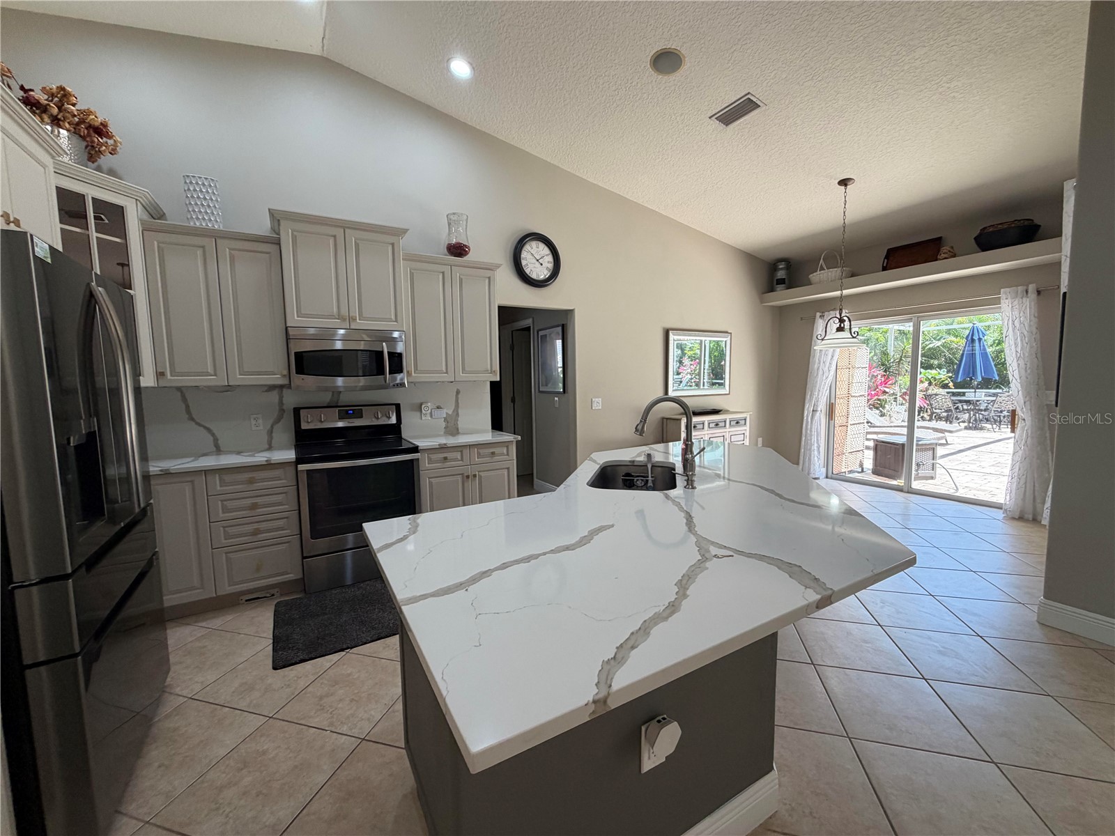 9243 13th Avenue Circle NW Bradenton FL 34209 A4692848 image5