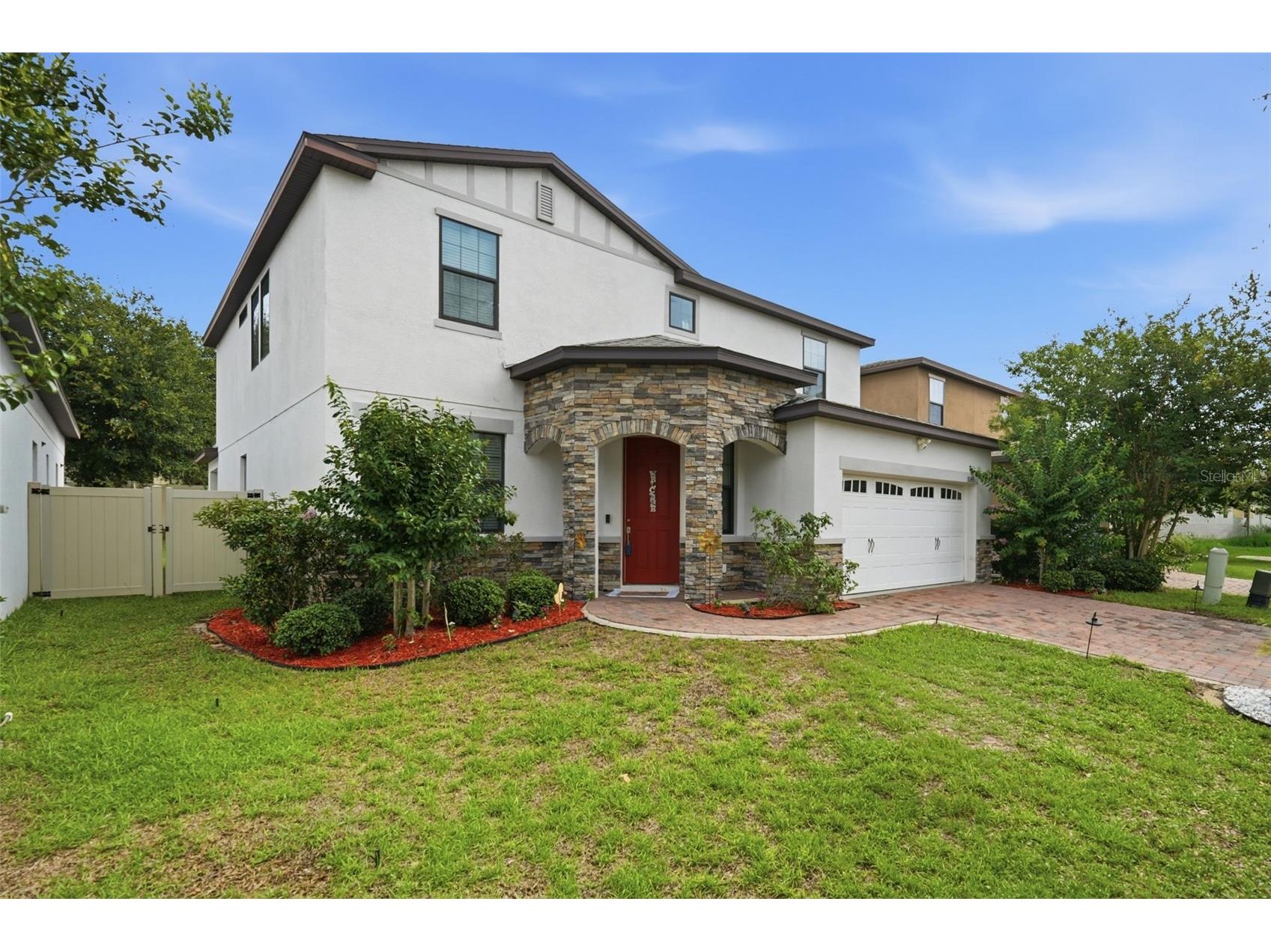 9243 Chandler Drive Groveland FL 34736 G5112876 image1