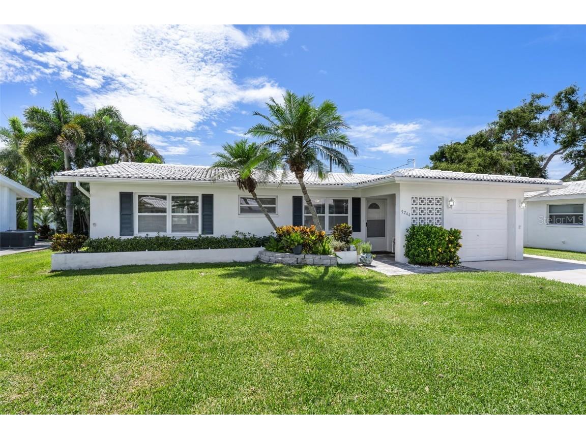 9244 142nd Street Seminole FL 33776 TB8410662 image1