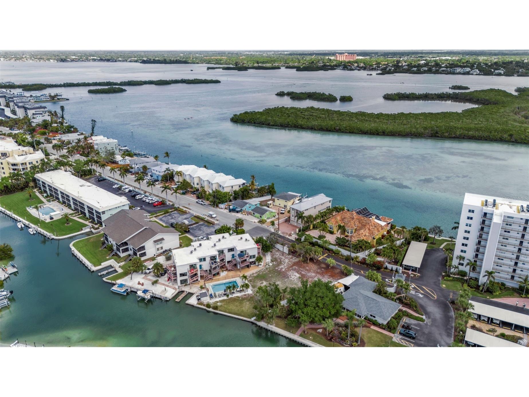 9244 Midnight Pass Road Sarasota FL 34242 A4688711 image25