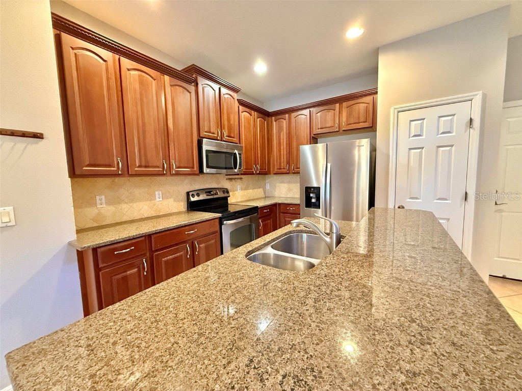 9244 Sweet Maple Avenue Orlando FL 32832 O6328967 image7