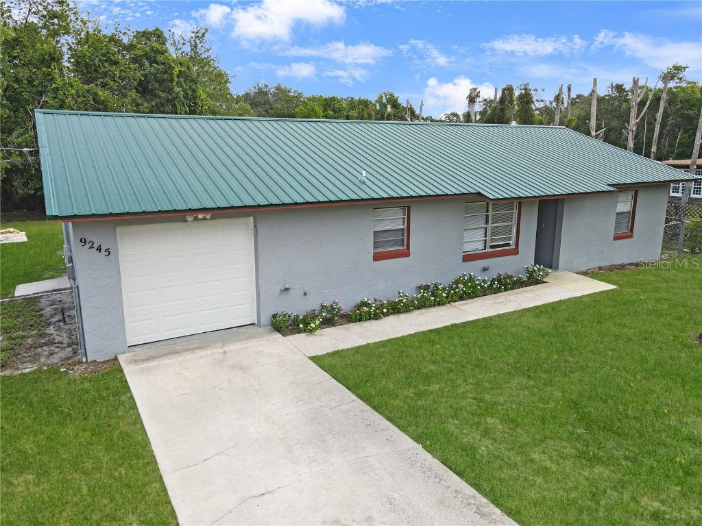 9245 SE 107th Place Belleview FL 34420 OM659578 image1