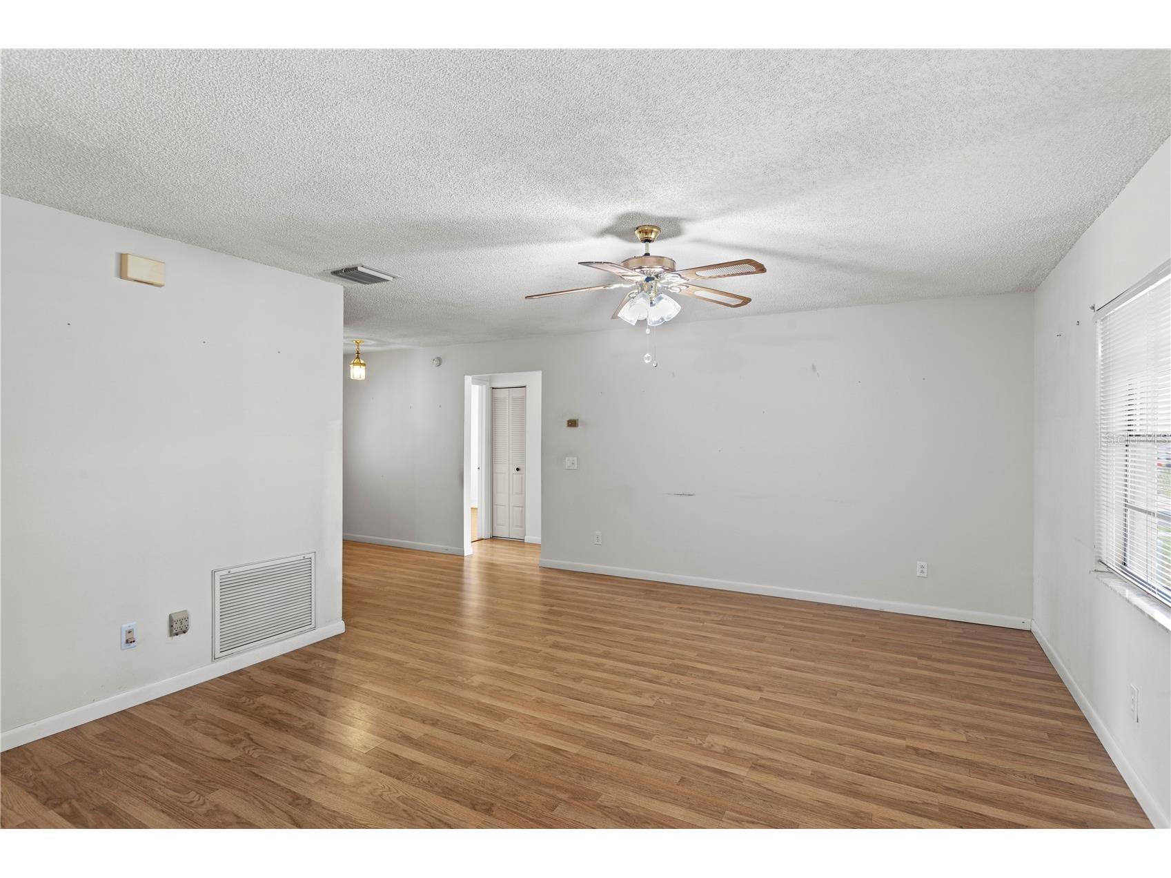 9247 Camino Villa Boulevard Tampa FL 33635 TB8496766 image7