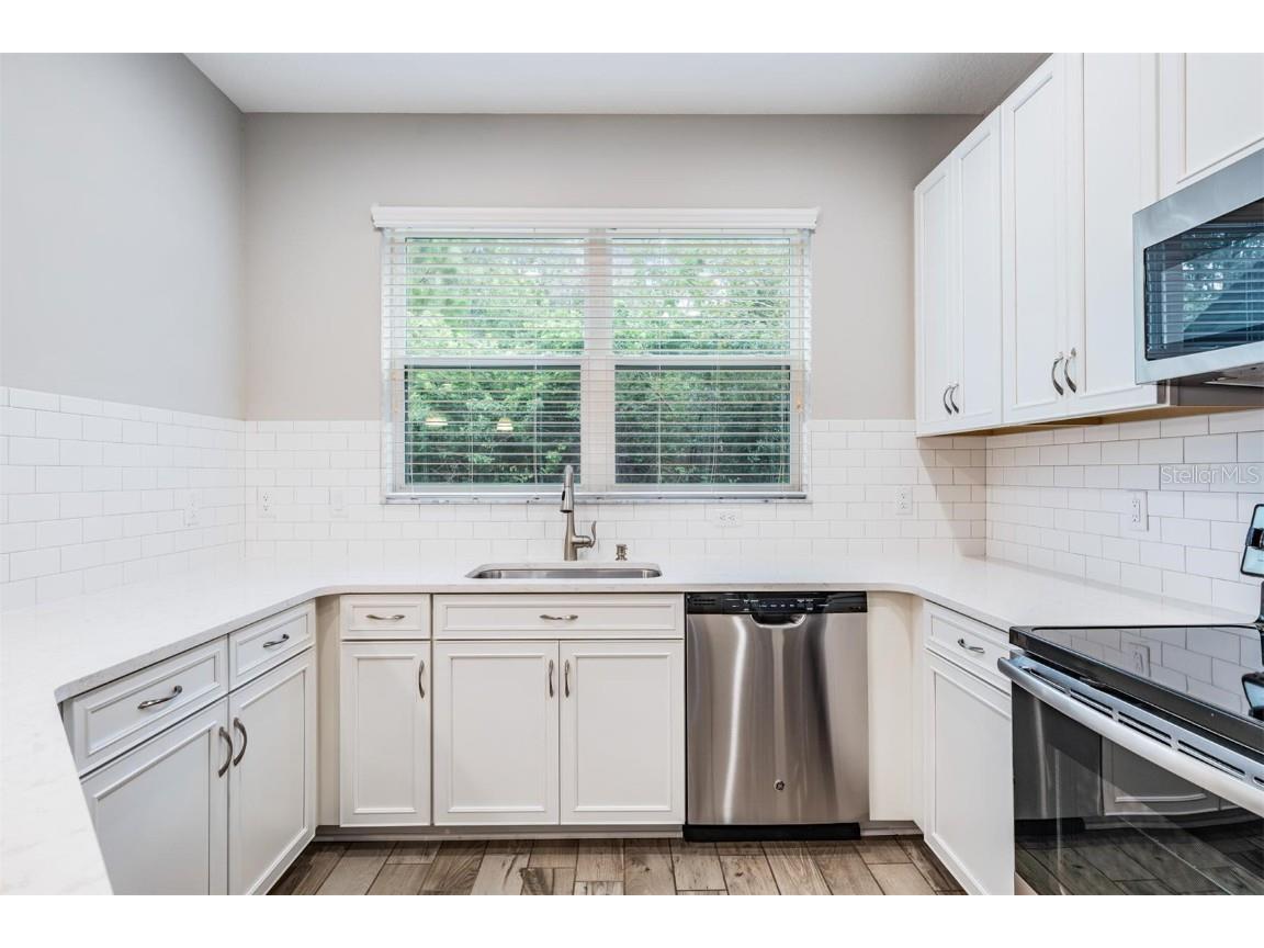 9248 Fox Sparrow Road Tampa FL 33626 TB8440807 image18