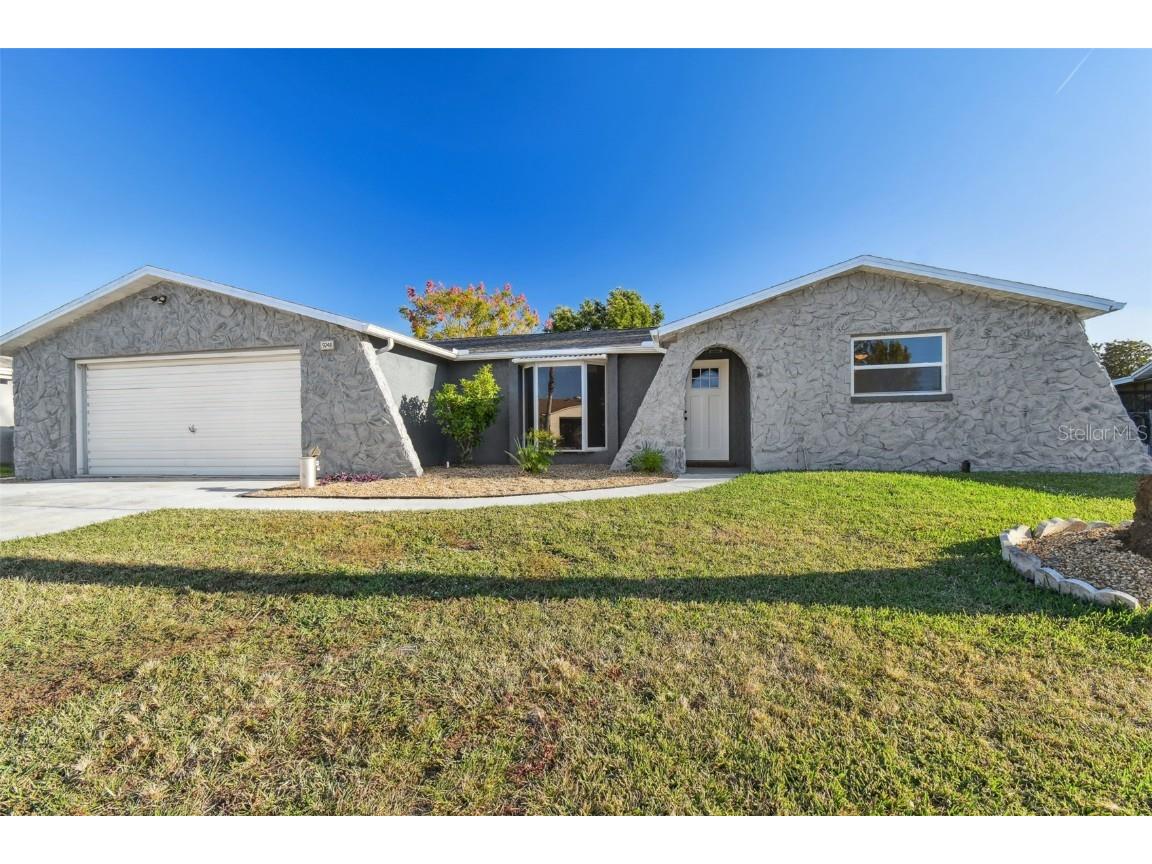 9248 Glen Moor Lane Port Richey FL 34668 - DOUBLE HAMMOCK CREEK T3485184 image1