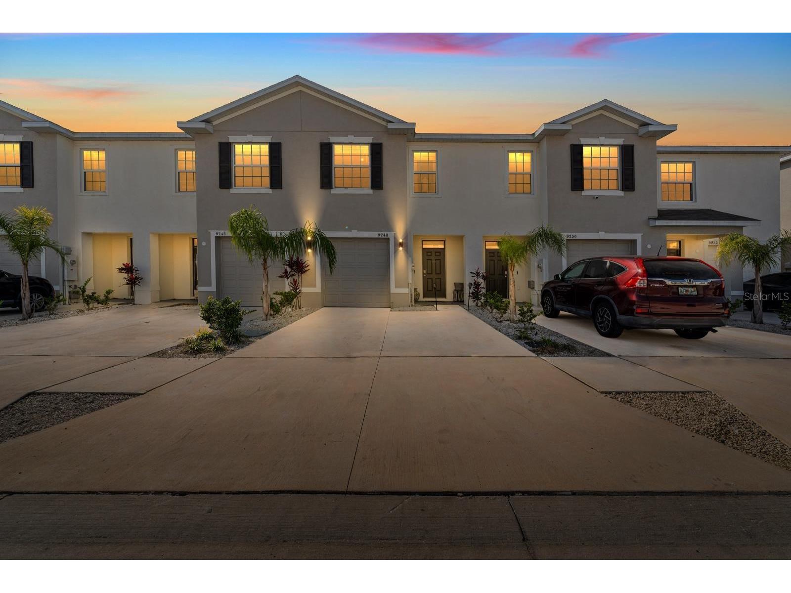 9248 Rock Harbour Way Tampa FL 33637 TB8463853 image1