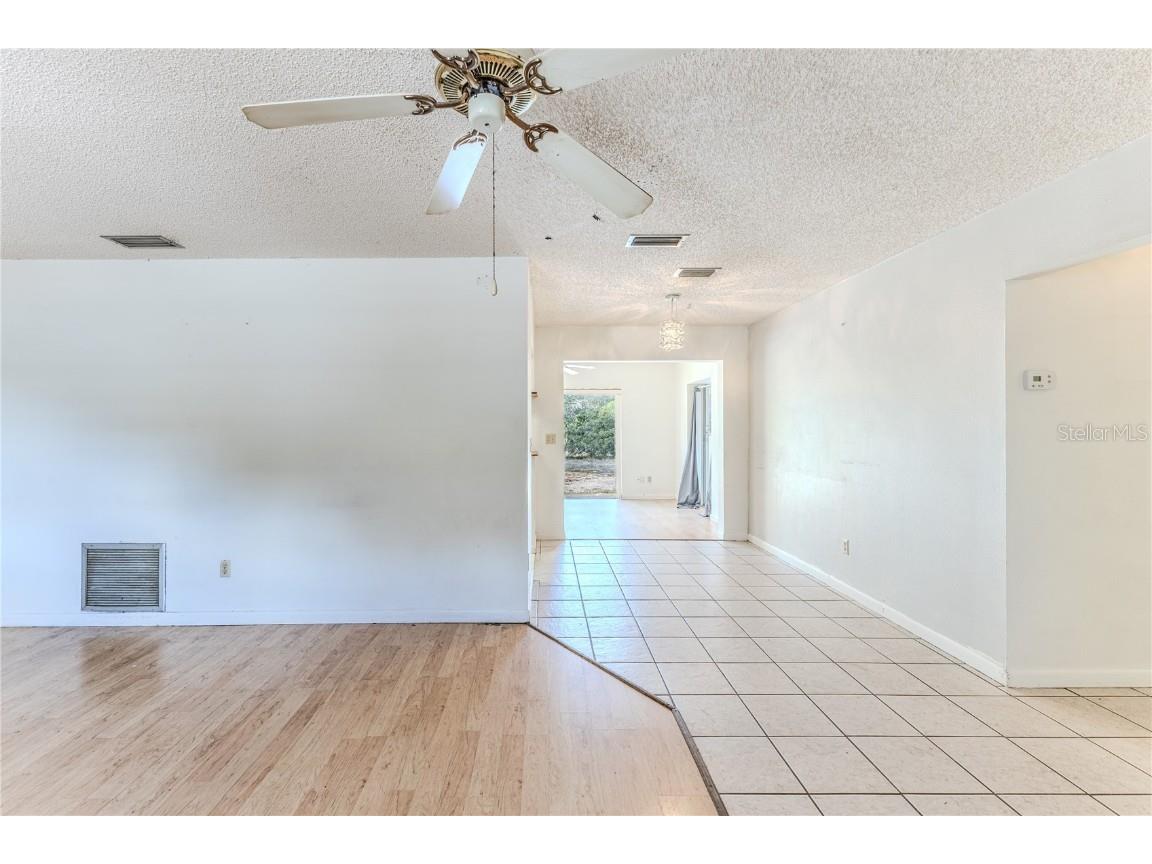 9249 Northcliffe Boulevard Spring Hill FL 34606 W7880476 image13