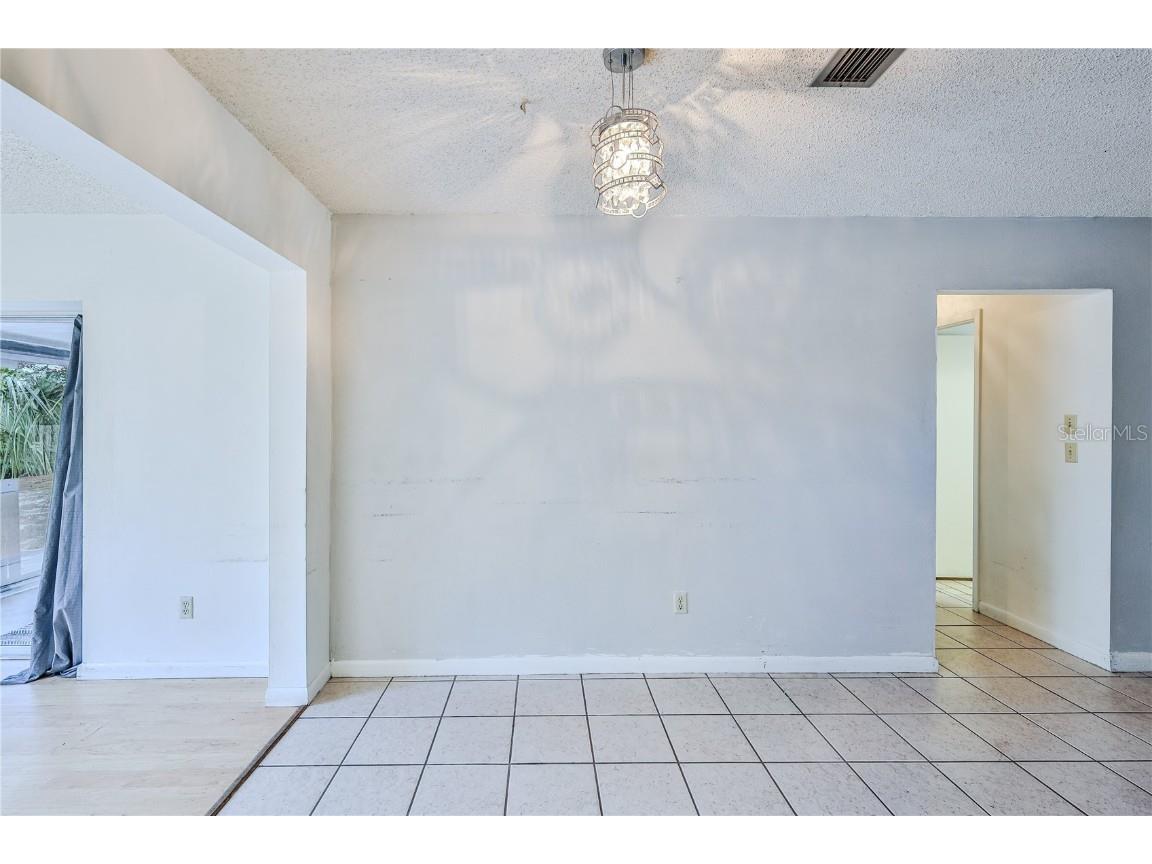 9249 Northcliffe Boulevard Spring Hill FL 34606 W7880476 image15