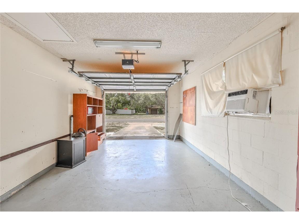 9249 Northcliffe Boulevard Spring Hill FL 34606 W7880476 image32