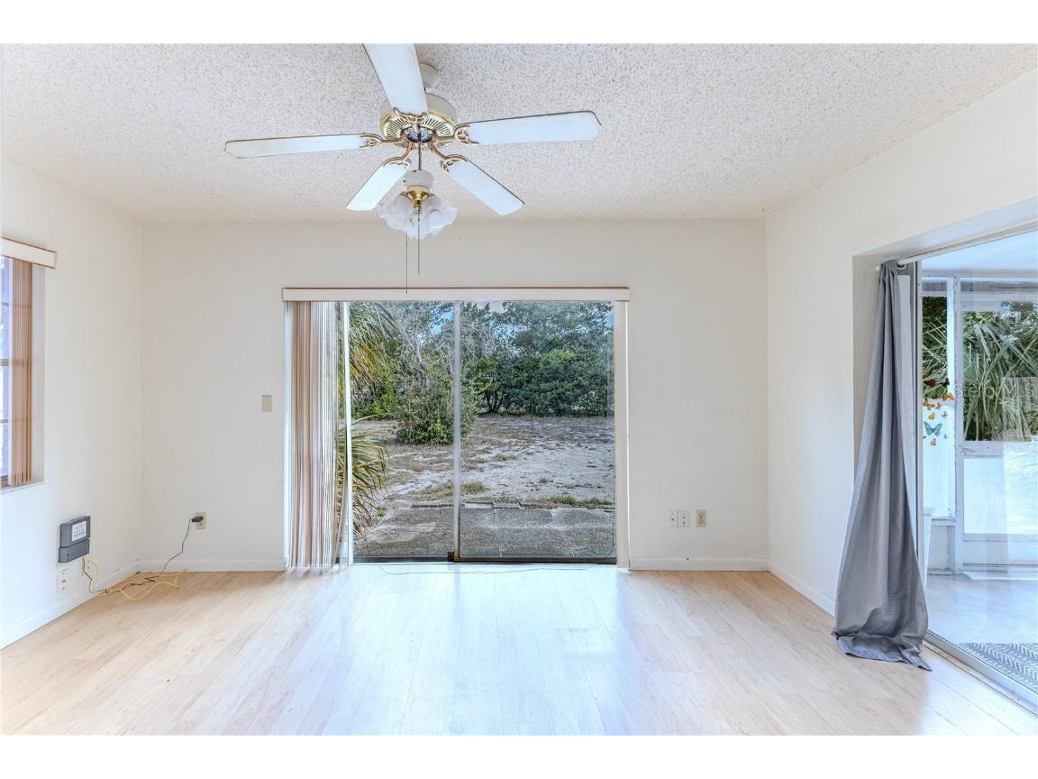 9249 Northcliffe Boulevard Spring Hill FL 34606 W7880476 image36