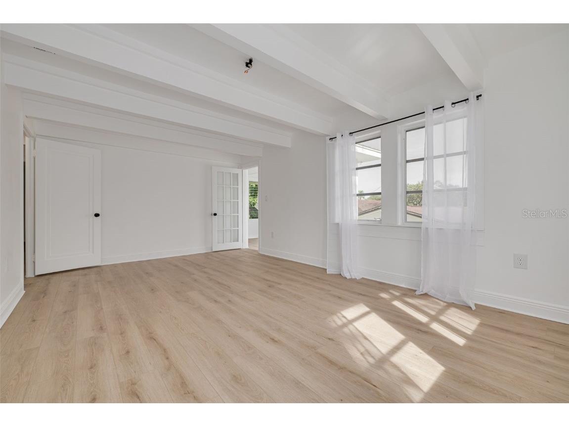 925 16th Avenue N Saint Petersburg FL 33704 TB8448105 image17