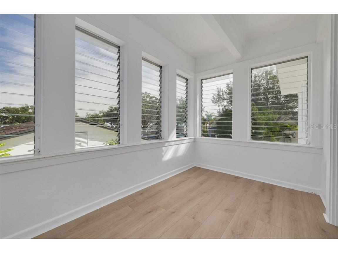 925 16th Avenue N Saint Petersburg FL 33704 TB8448105 image18