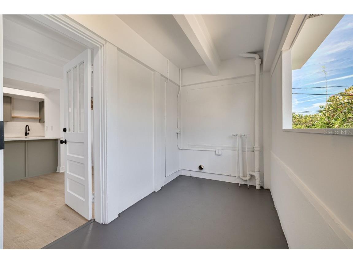 925 16th Avenue N Saint Petersburg FL 33704 TB8448105 image25