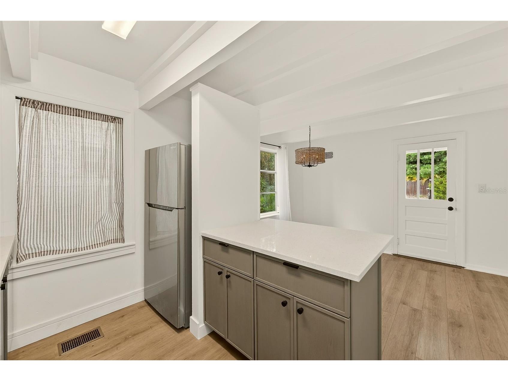 925 16th Avenue N Saint Petersburg FL 33704 TB8509416 image12