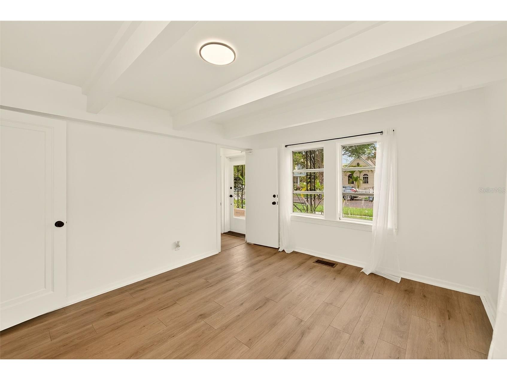 925 16th Avenue N Saint Petersburg FL 33704 TB8509416 image22