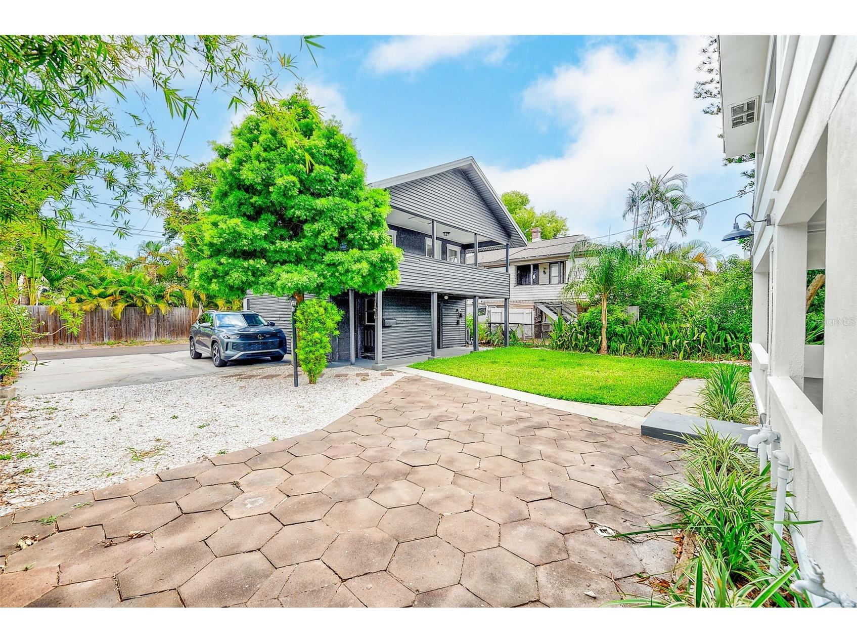 925 16th Avenue N Saint Petersburg FL 33704 TB8509416 image27