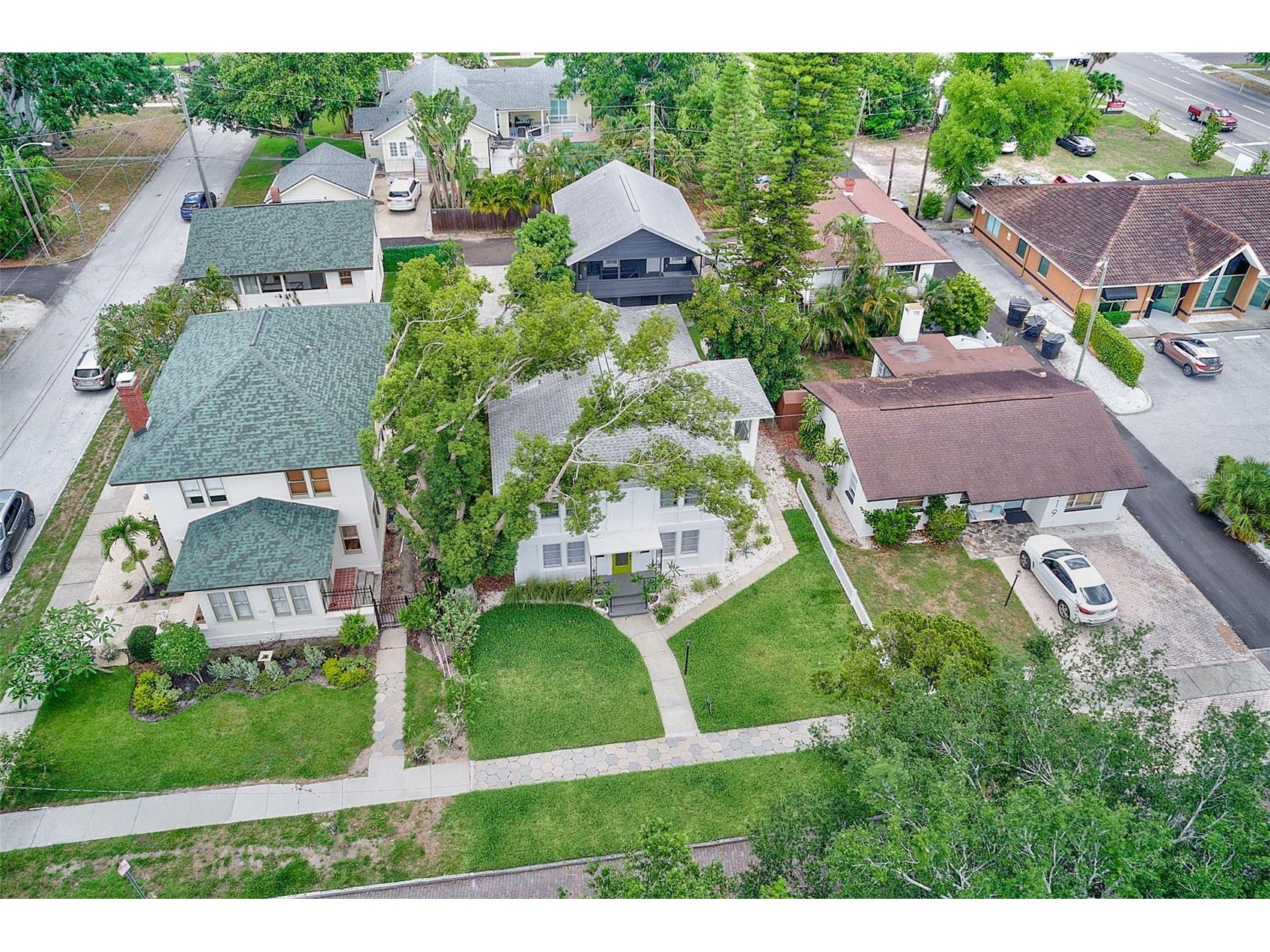925 16th Avenue N Saint Petersburg FL 33704 TB8509416 image37