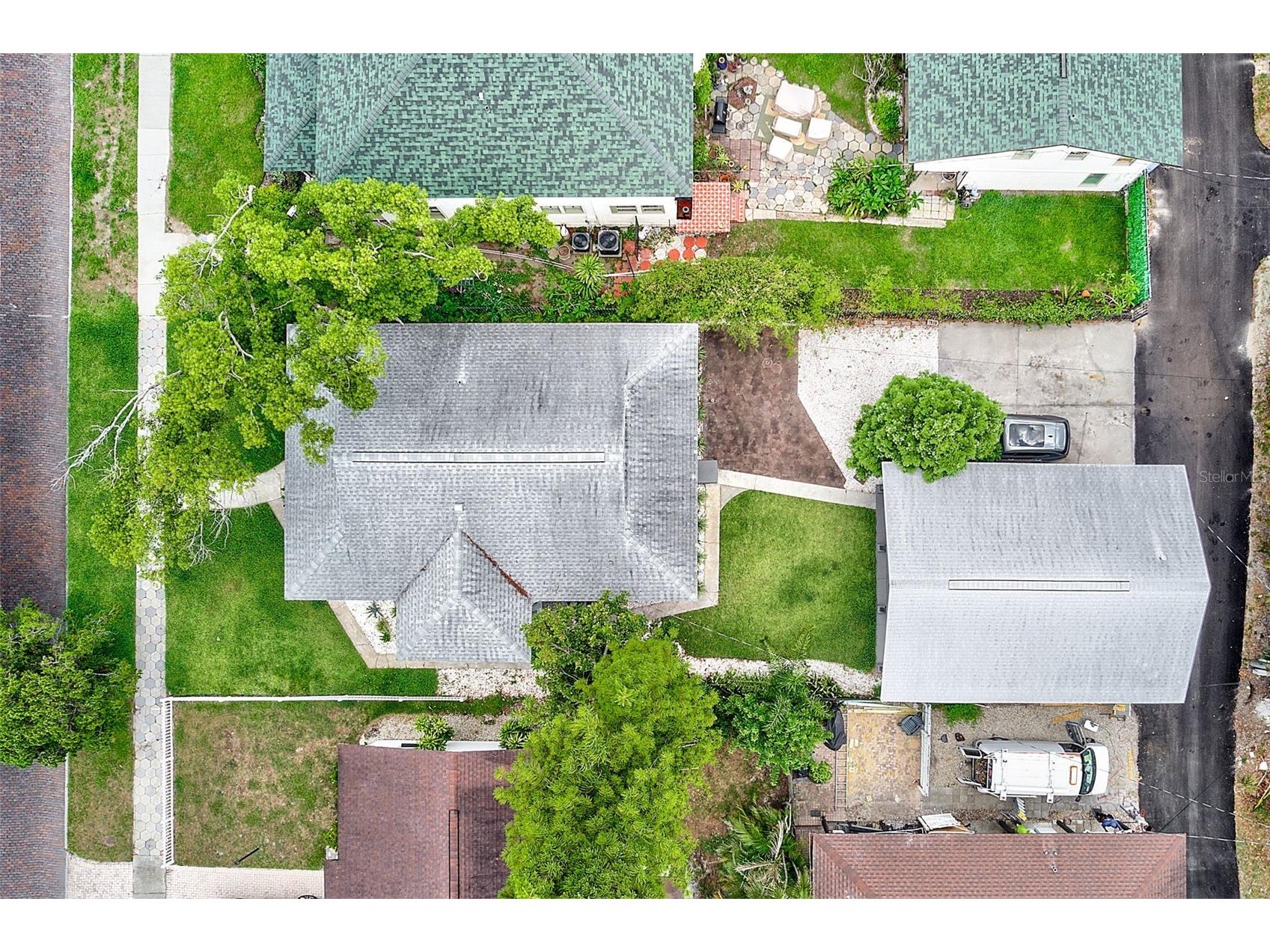 925 16th Avenue N Saint Petersburg FL 33704 TB8509416 image42