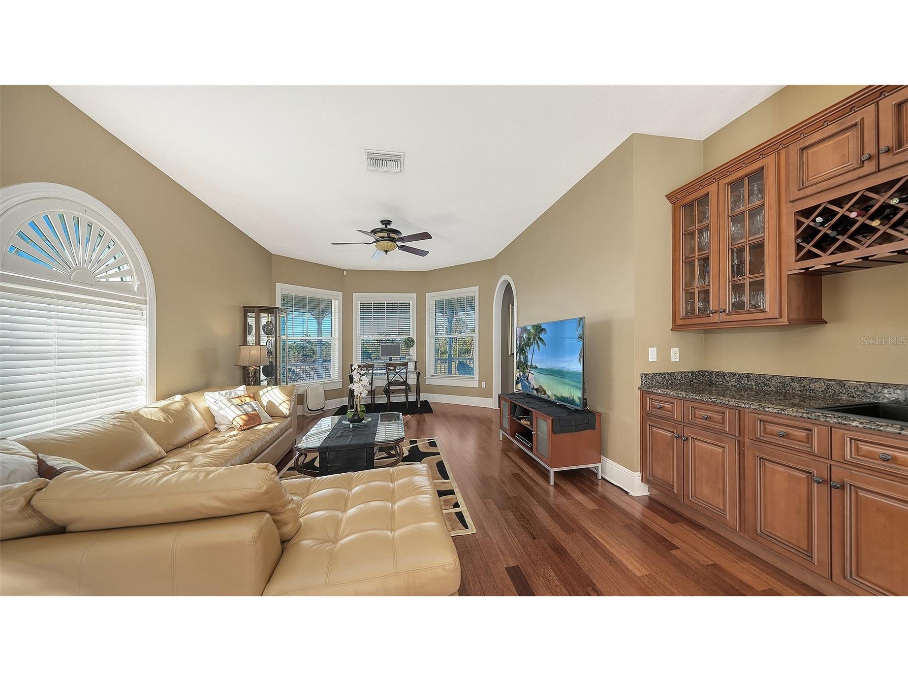 925 Bayshore Drive Terra Ceia FL 34250 A4686443 image19