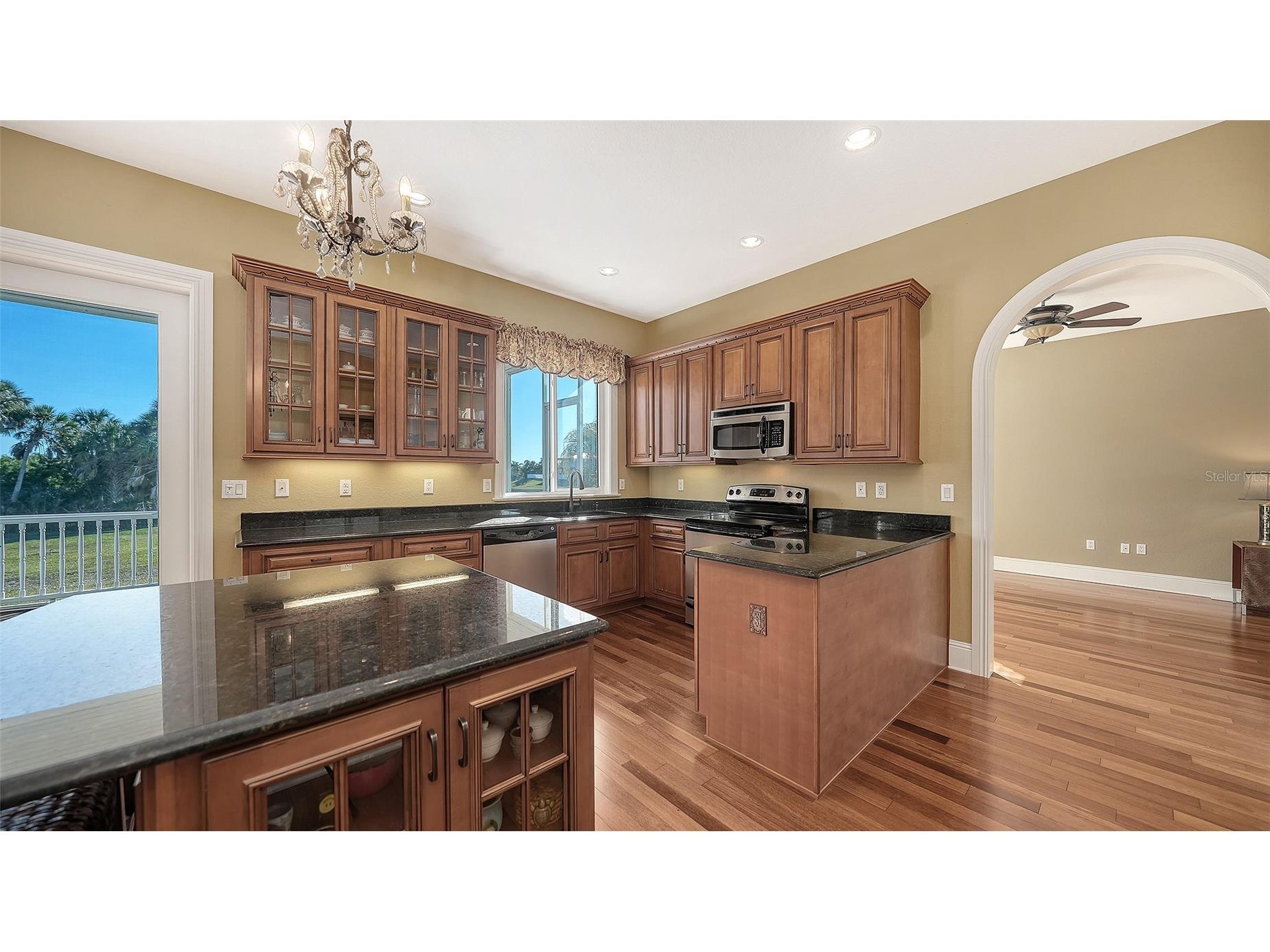 925 Bayshore Drive Terra Ceia FL 34250 A4686443 image29