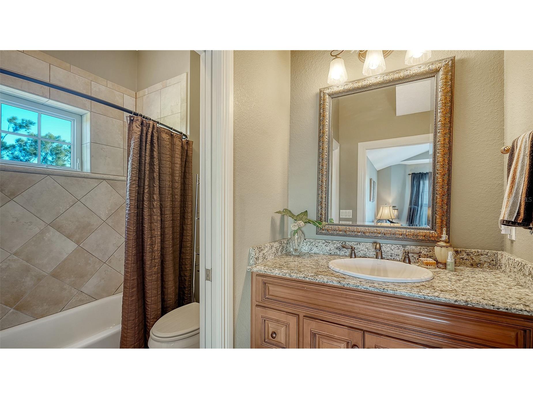 925 Bayshore Drive Terra Ceia FL 34250 A4686443 image44