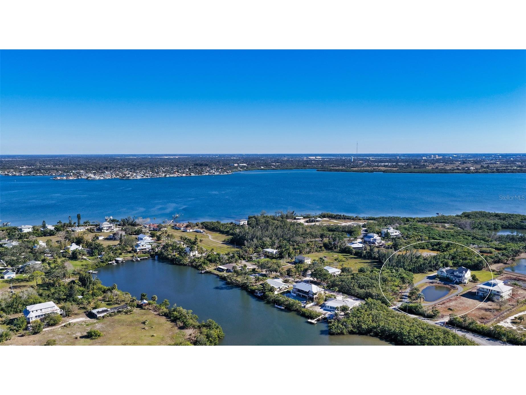 925 Bayshore Drive Terra Ceia FL 34250 A4686443 image54