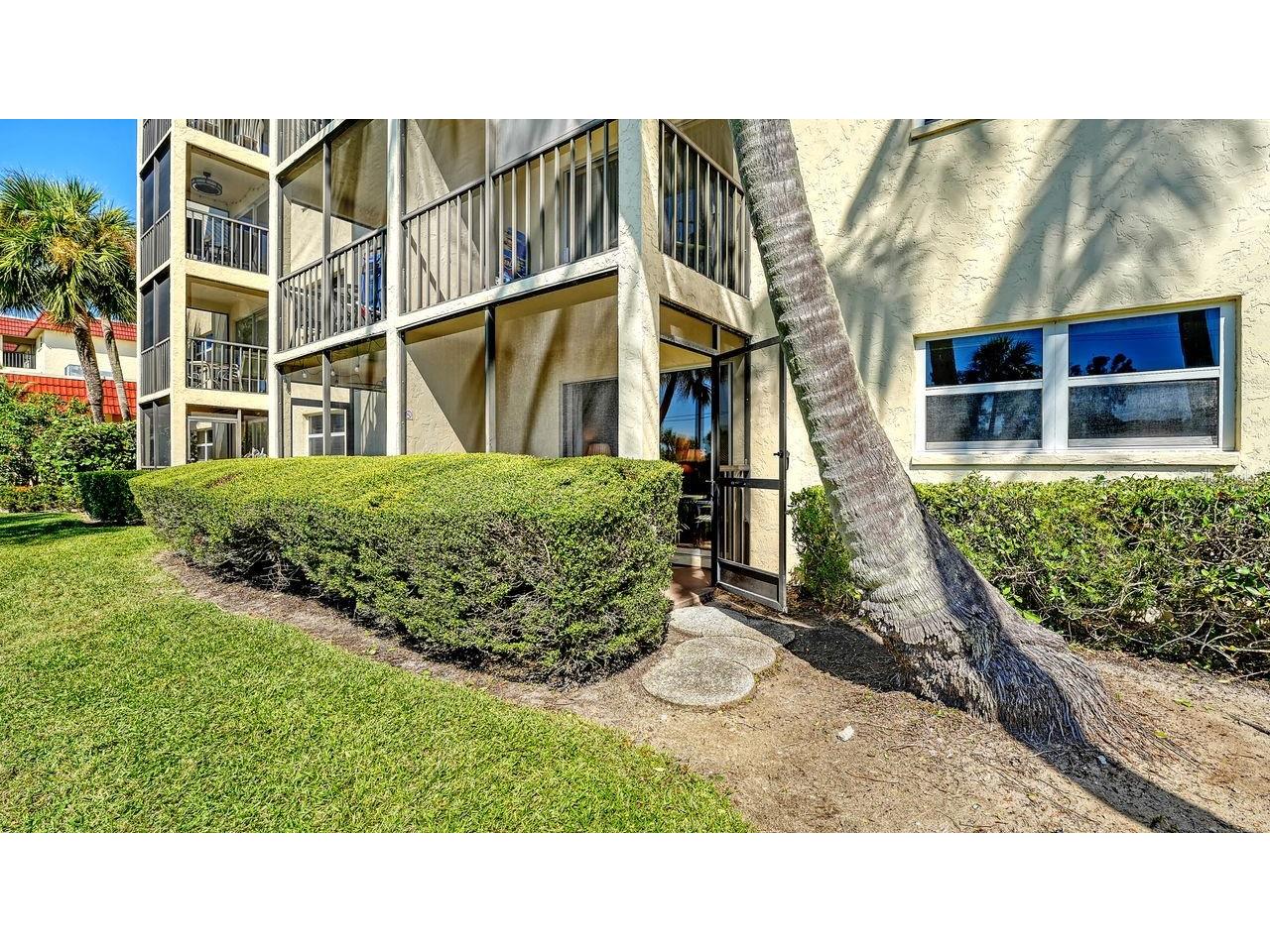 925 Beach Road #109 Sarasota FL 34242 A4665443 image28