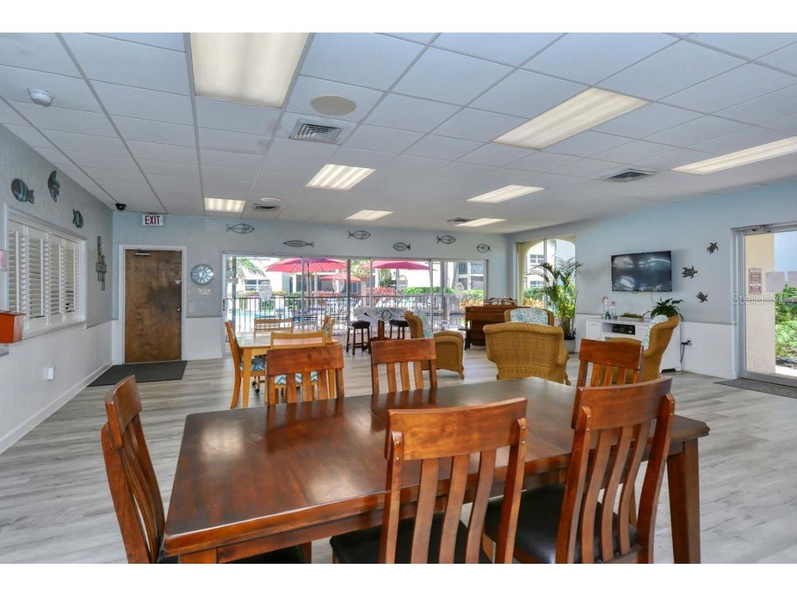 925 Beach Road #109 Sarasota FL 34242 A4665443 image54