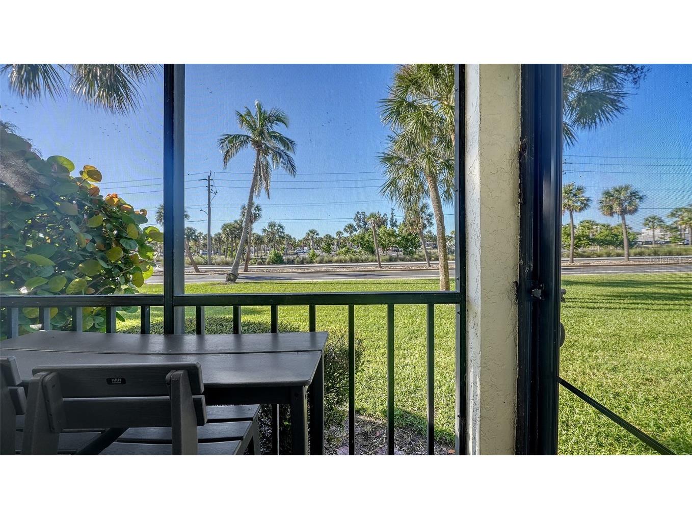 925 Beach Road #112 Siesta Key FL 34242 A4667098 image20