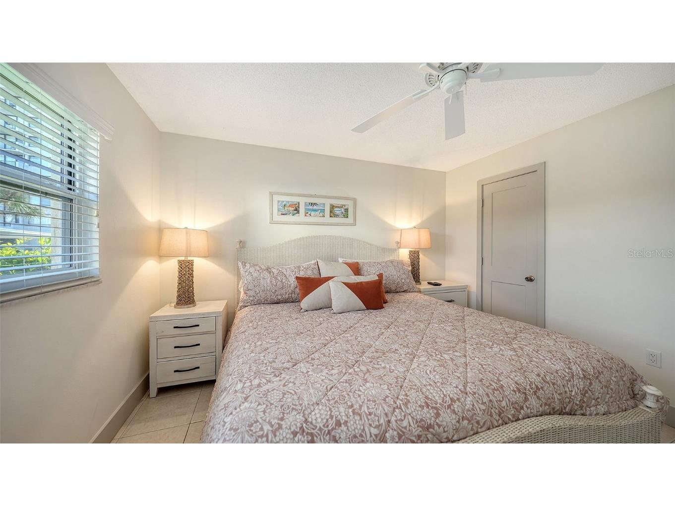 925 Beach Road #112 Siesta Key FL 34242 A4667098 image24