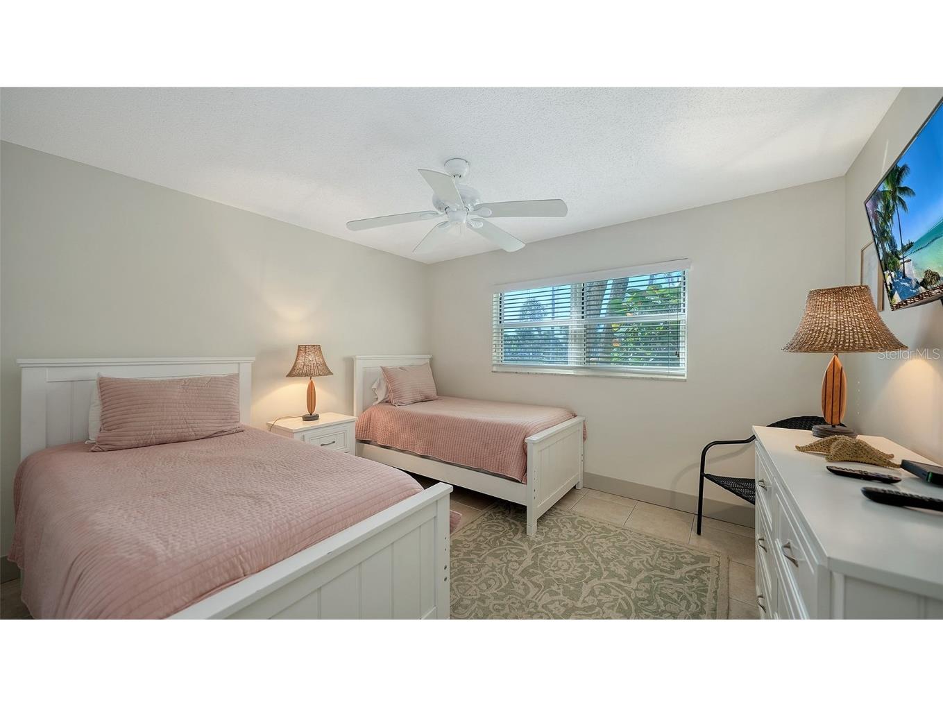 925 Beach Road #112 Siesta Key FL 34242 A4667098 image28