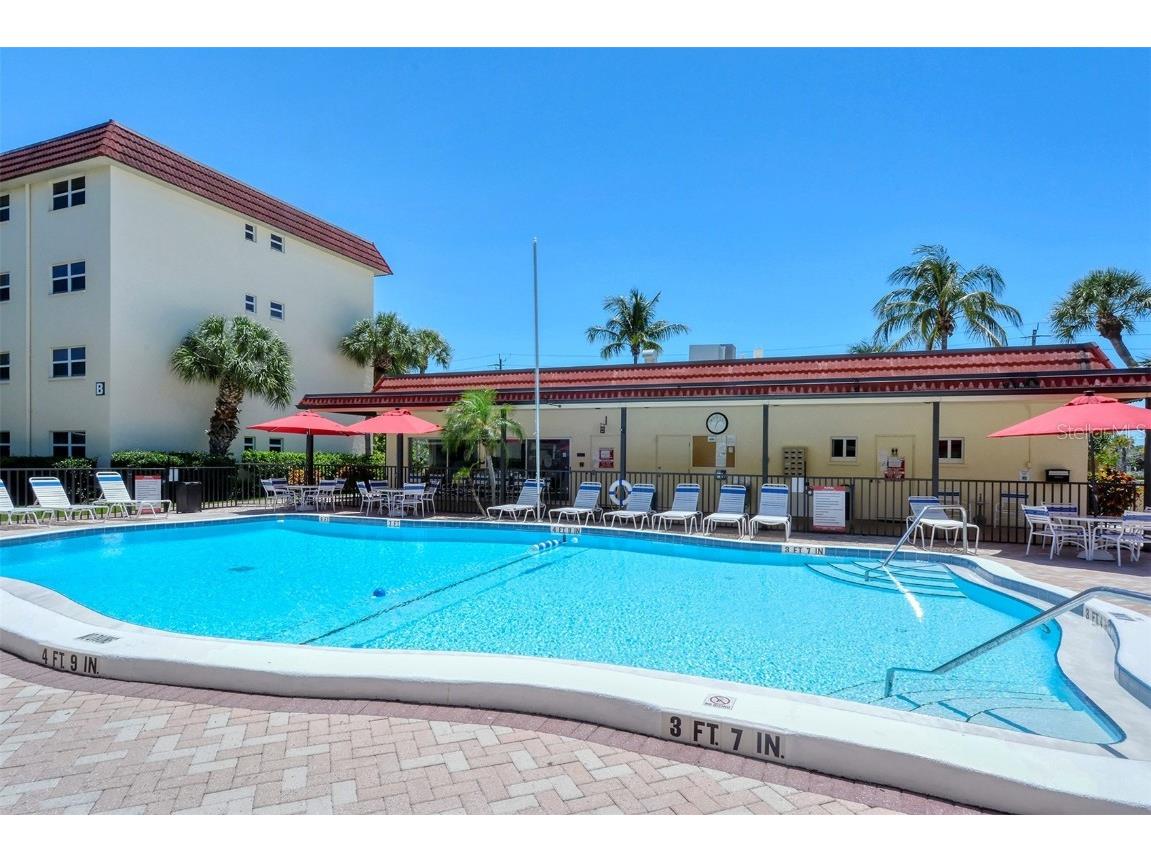 925 Beach Road #112 Siesta Key FL 34242 A4667098 image48
