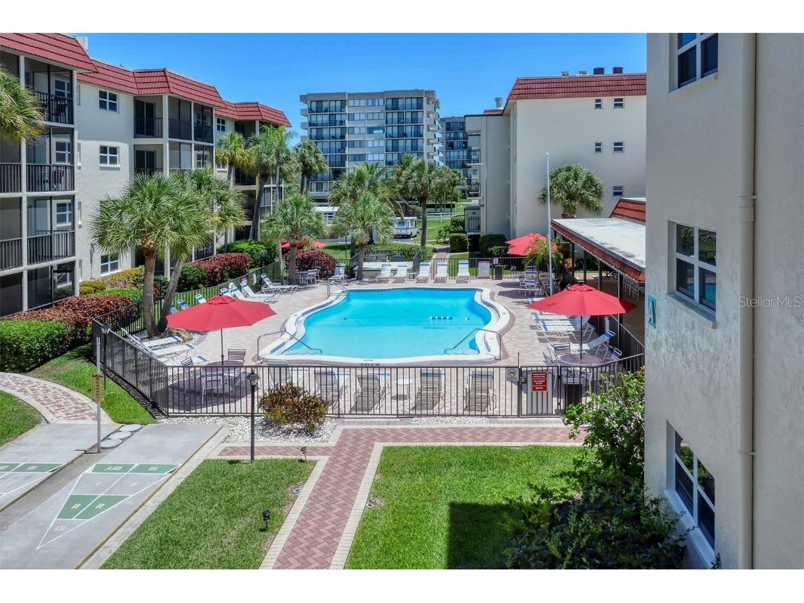 925 Beach Road #112 Siesta Key FL 34242 A4667098 image52