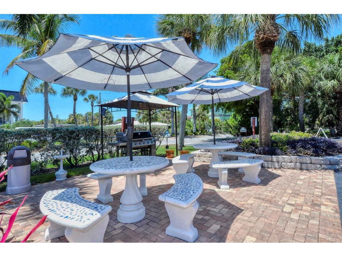 925 Beach Road #112 Siesta Key FL 34242 A4667098 image53