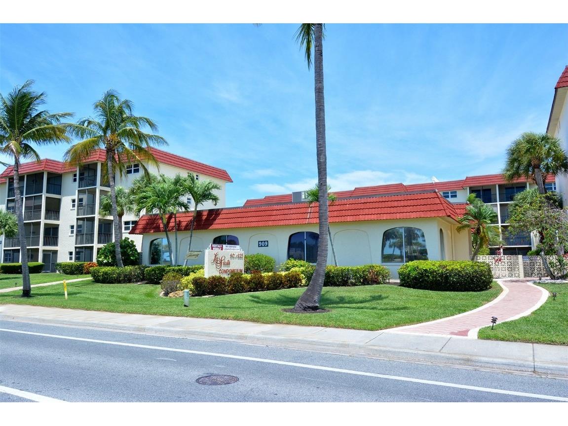 925 Beach Road #112 Siesta Key FL 34242 A4667098 image56