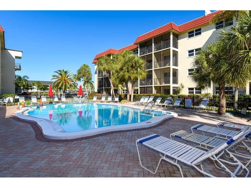 925 Beach Road #310 Sarasota FL 34242 TB8422646 image2