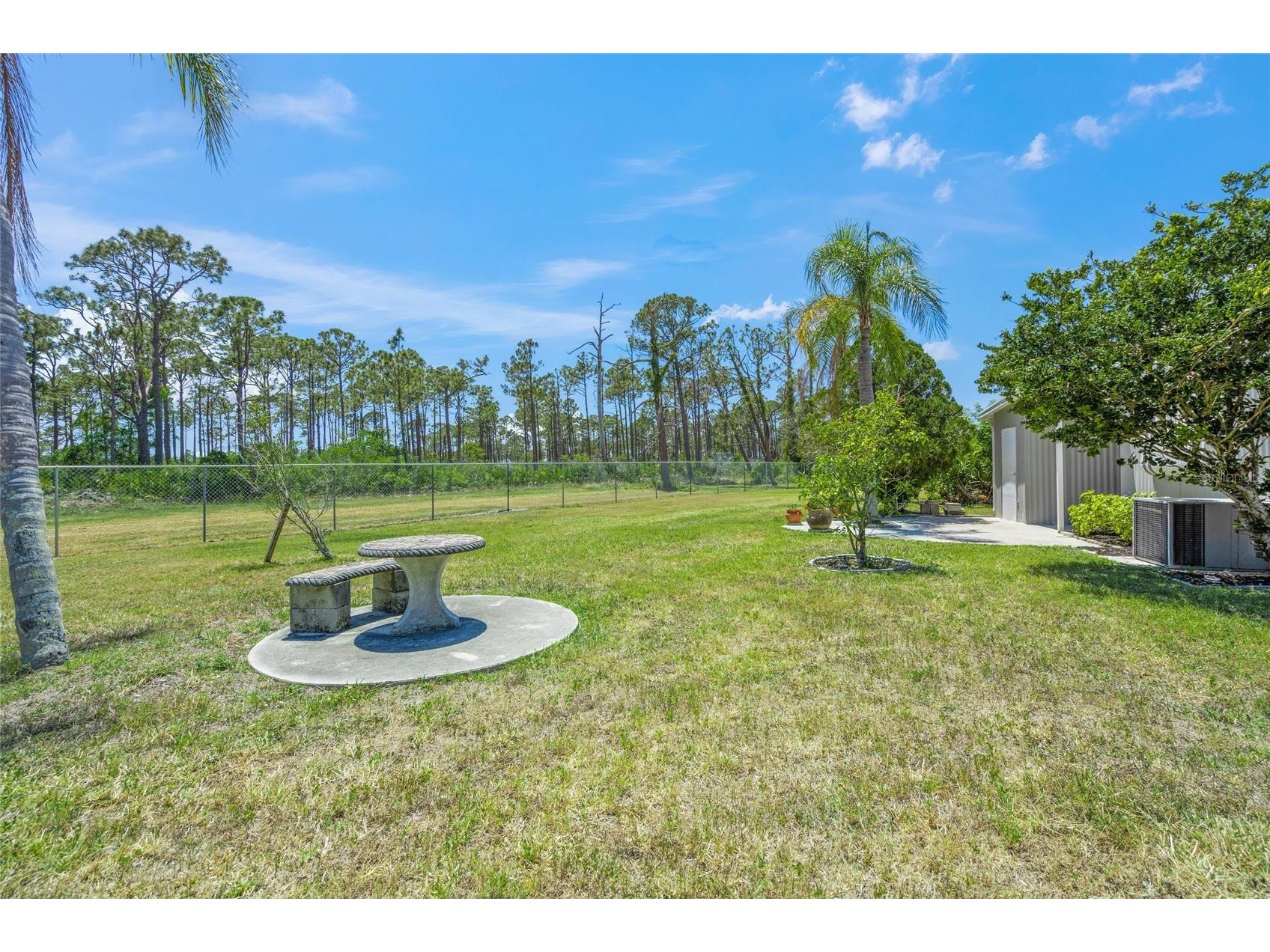 925 Iglesia Drive North Port FL 34287 N6138647 image24