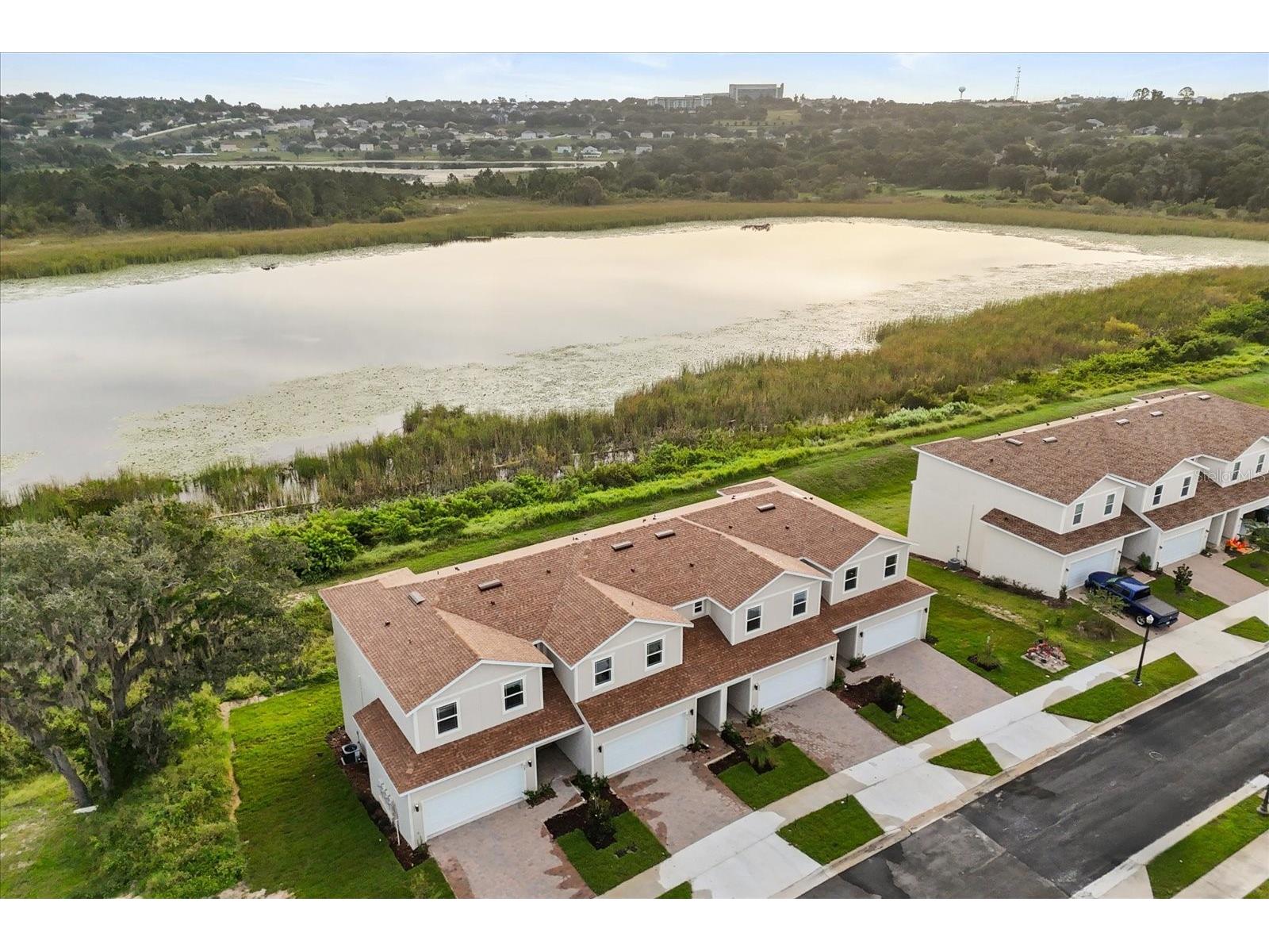925 Lakefront Village Drive Clermont FL 34711 - JACK'S LAKE S5143846 image2